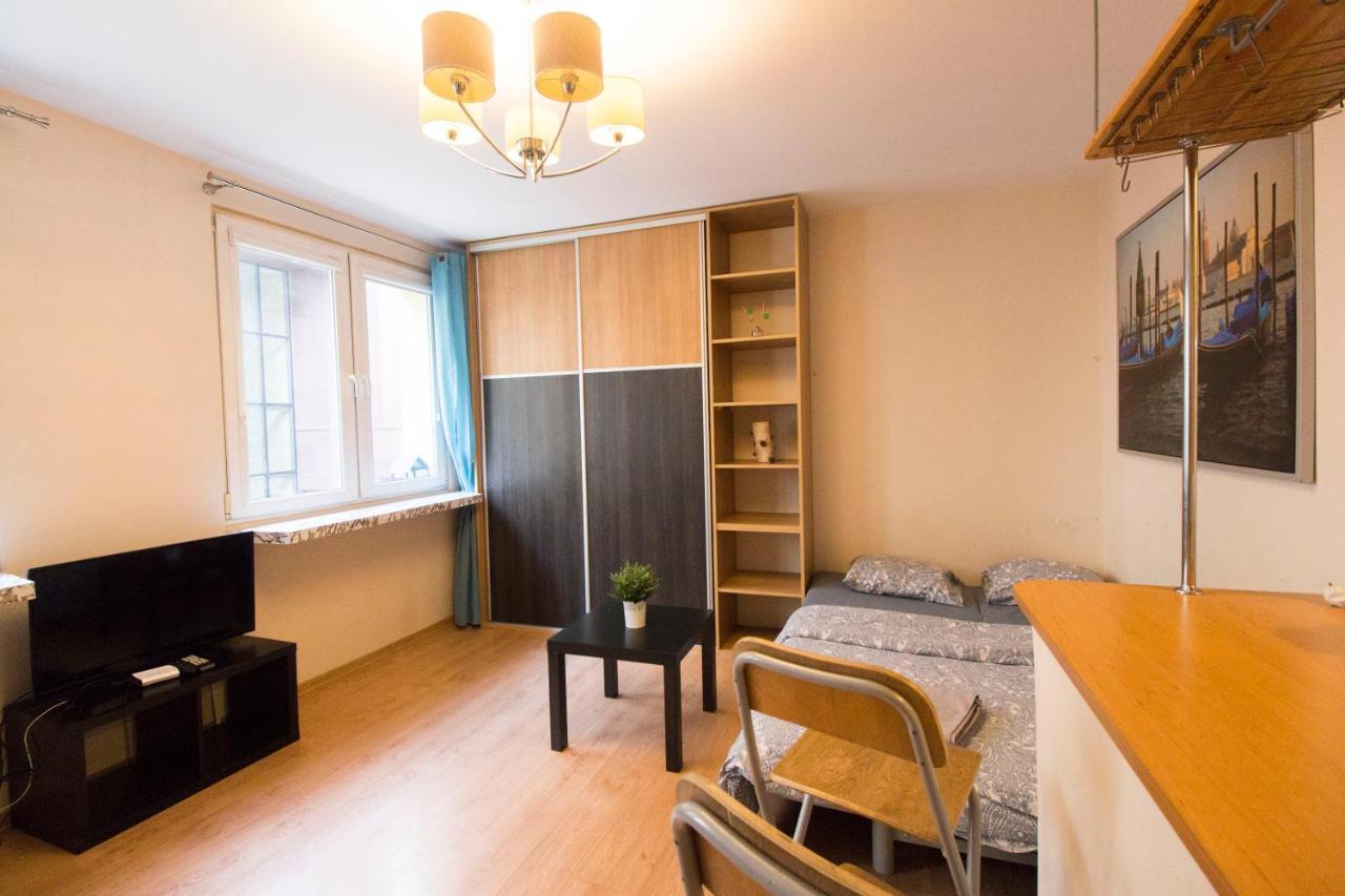 Happy Apartments - Economy Wroclaw Bagian luar foto