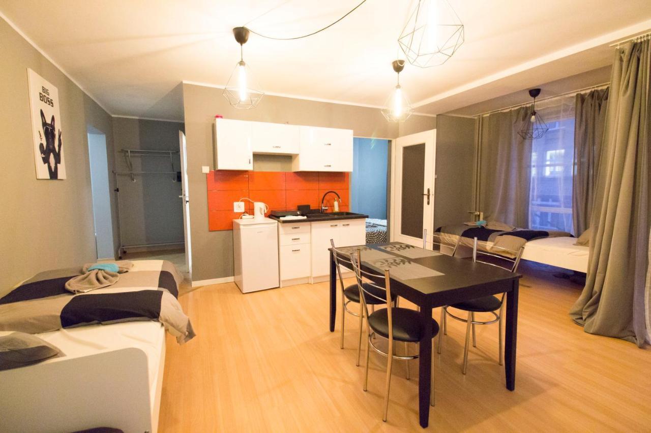 Happy Apartments - Economy Wroclaw Bagian luar foto